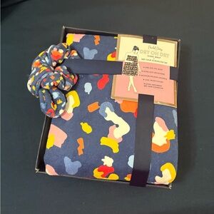 New without tag Womens bath wrap with hair tie